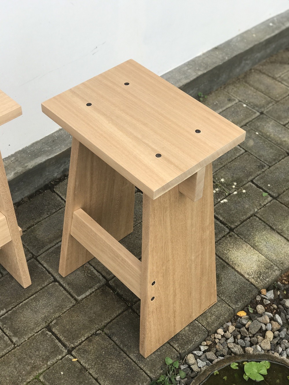Mori Barstool, merk Wof Wooden